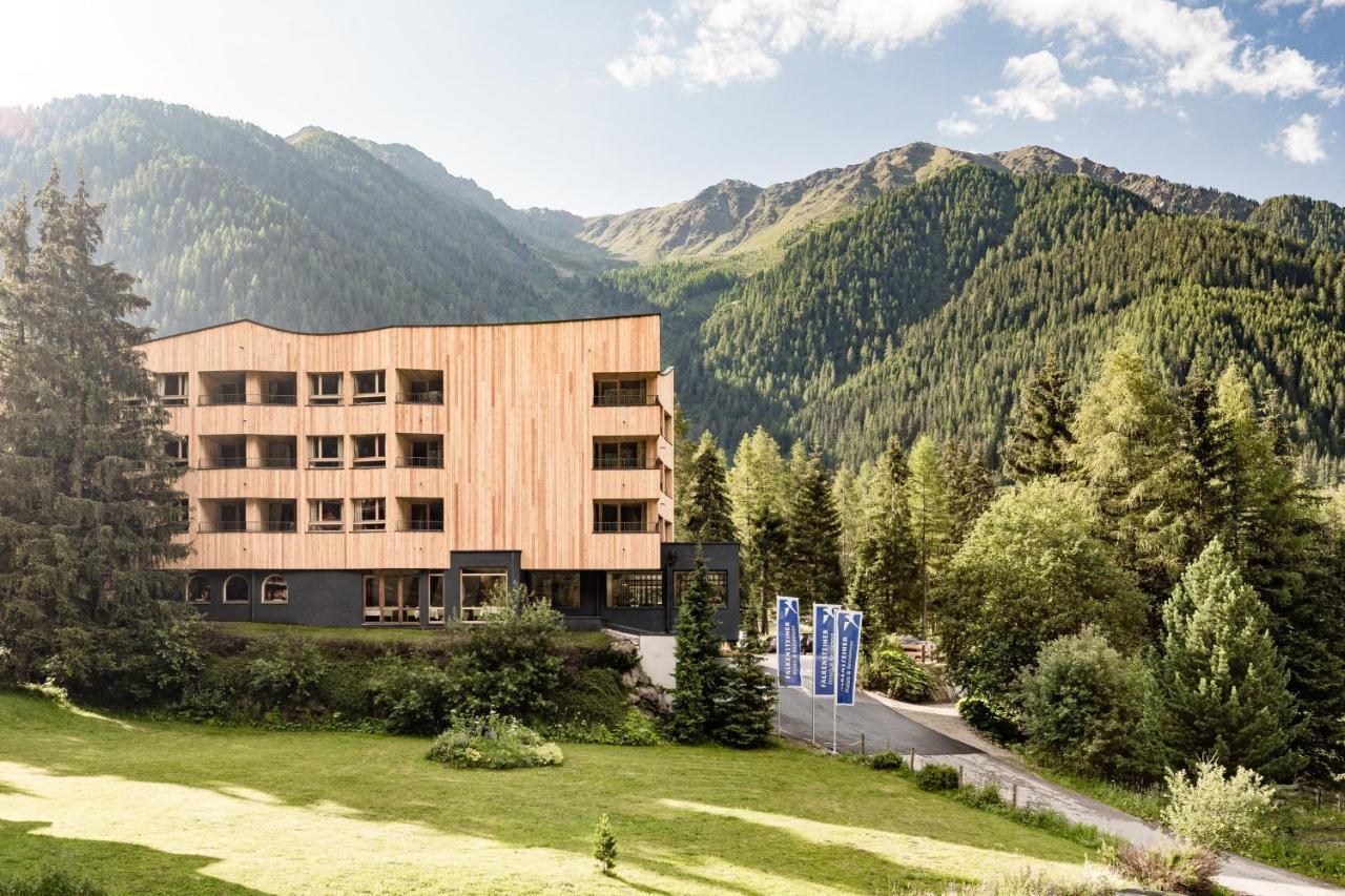 Falkensteiner Hotel Antholz - Adults Only Extérieur photo